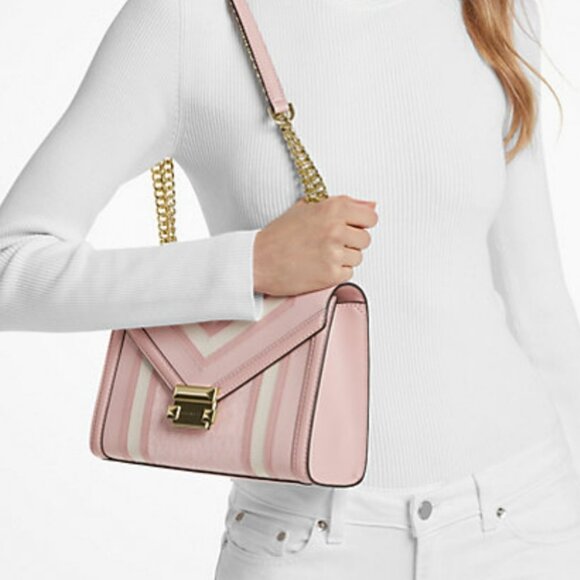 NEW Michael Kors Pink Shoulder Bag With Gold Hardware - Picture 4 of 12